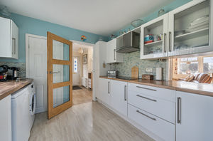 Photo 21- click for photo gallery